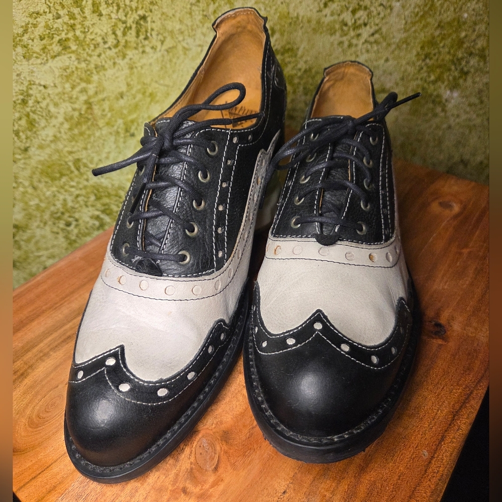 Vintage Y2k John Fluevog "Amanda" Black & Gray Women's Leather Oxfords